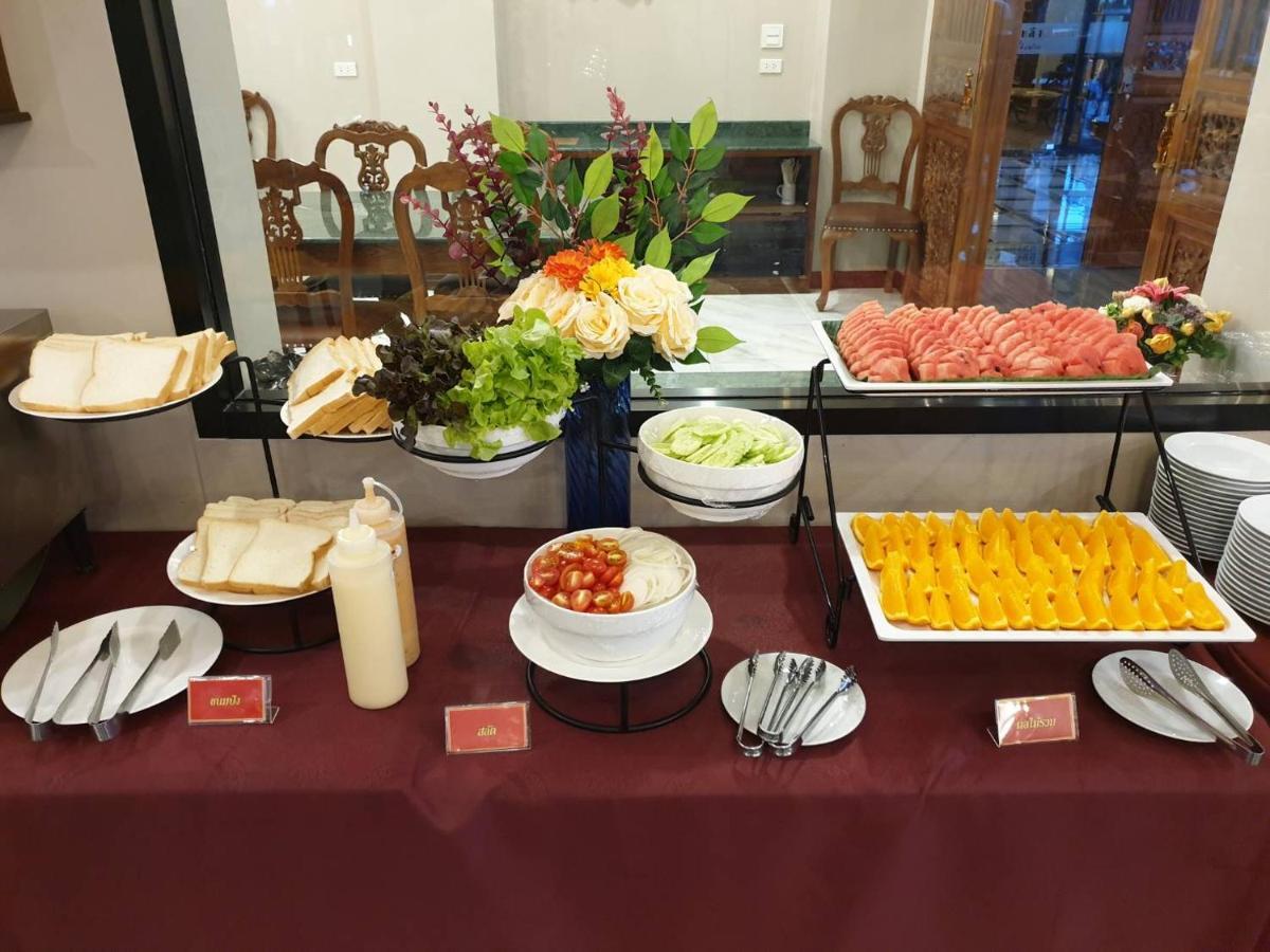 Chunlee Grand Korat Hotel Nakhon Ratchasima Ngoại thất bức ảnh